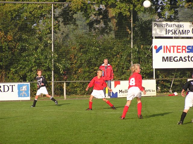 Mayco en Bas in actie.